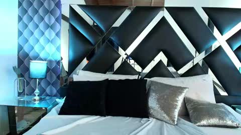 victtoria lee online show from 02/19/25, 11:04