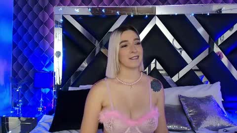 victtoria lee online show from 05/29/26, 08:40
