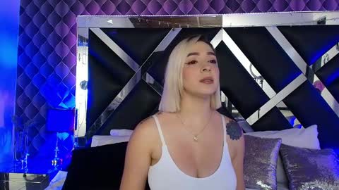 victtoria lee online show from 06/02/26, 09:17