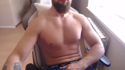 Snapshot of videmashot chatting on 05/10/26, 07:24 vade online show from 05/10/26, 07:24