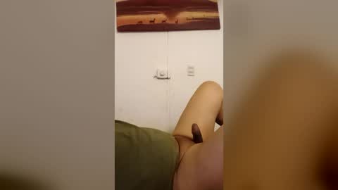 Snapshot of viejocaliente chatting on 07/16/26, 11:33 viejocaliente online show from 07/16/26, 11:33