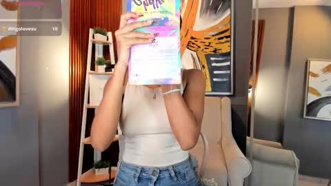 Karla online show from 09/19/25, 07:47