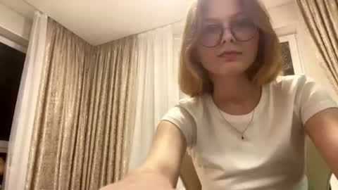 Snapshot of viennakiss chatting on 08/07/26, 11:45 Vienna online show from 08/07/26, 11:45