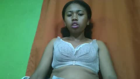 vierge28430 online show from 04/21/26, 02:37