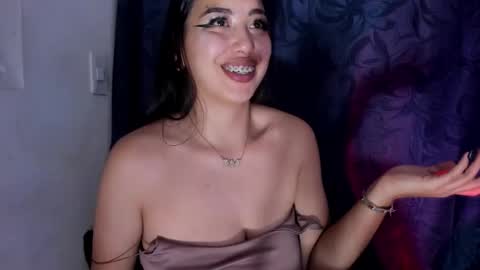 Snapshot of viioleett_cum chatting on 09/22/25, 06:43 viioleett_cum online show from 09/22/25, 06:43