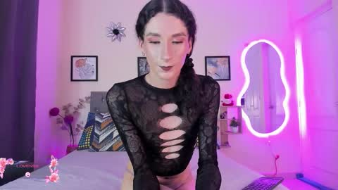 Violet online show from 02/02/26, 03:49