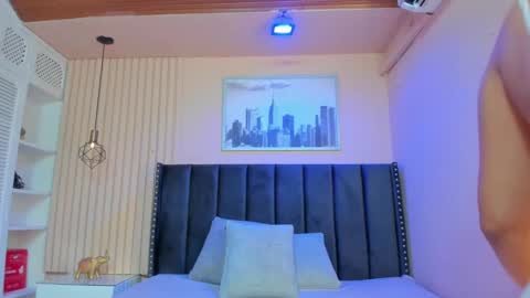 Viiolett online show from 02/09/25, 07:19