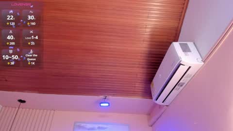 Viiolett online show from 03/07/25, 02:25