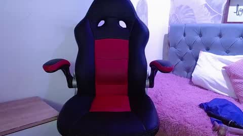 viioleta online show from 02/08/25, 04:04