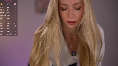 Snapshot of vika54784 chatting on 12/01/25, 01:21 vika54784 online show from 12/01/25, 01:21