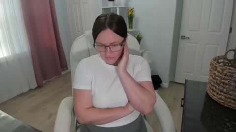 Ukrainian-woman online show from 03/01/25, 03:49