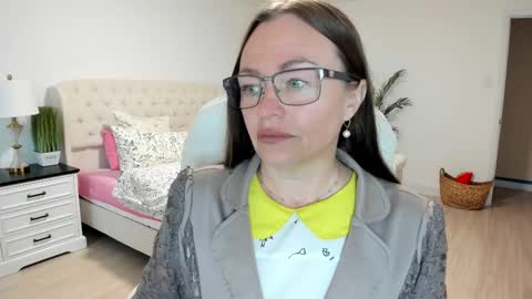 Ukrainian-woman online show from 09/25/25, 12:09