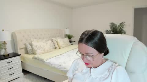 Ukrainian-woman online show from 04/23/26, 12:29