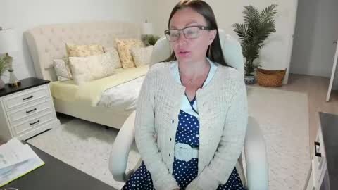 Ukrainian-woman online show from 06/02/26, 09:22