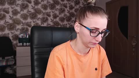 Vika online show from 12/13/24, 07:10