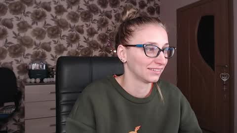 Vika online show from 12/29/24, 03:00