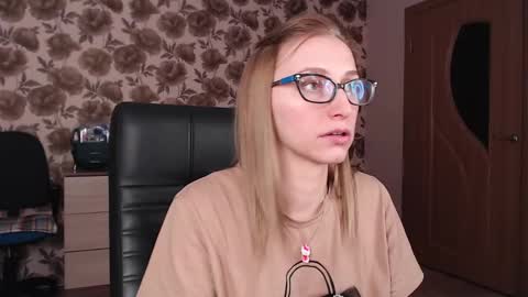 Vika online show from 01/13/25, 10:45