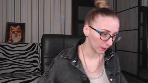 Vika online show from 03/07/25, 03:28