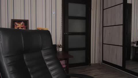 Snapshot of vikaericka chatting on 02/19/26, 09:00 Vika online show from 02/19/26, 09:00