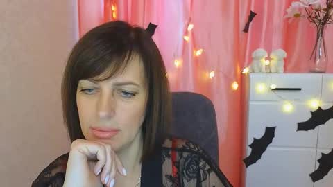 Snapshot of vikasoul chatting on 10/26/25, 06:41 Vika online show from 10/26/25, 06:41