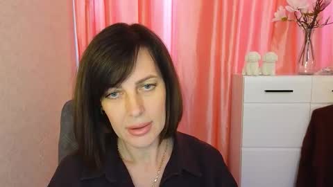 Snapshot of vikasoul chatting on 11/03/25, 10:05 Vika online show from 11/03/25, 10:05