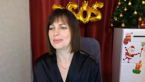 Snapshot of vikasoul chatting on 12/15/25, 11:14 Vika online show from 12/15/25, 11:14