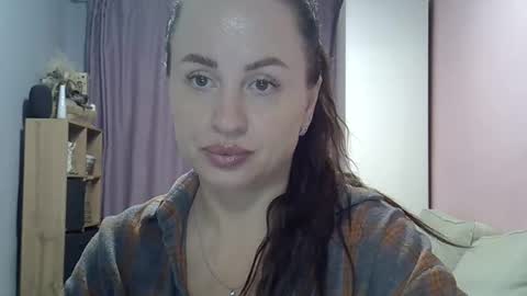 Snapshot of viki_red chatting on 11/04/25, 06:56 viki_red online show from 11/04/25, 06:56