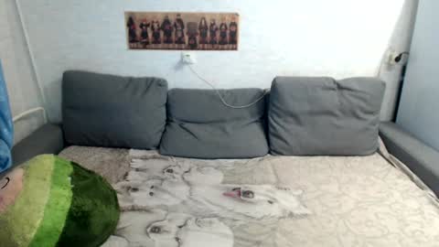 Snapshot of vikimax69 chatting on 12/24/24, 08:49 max-and-nika online show from 12/24/24, 08:49