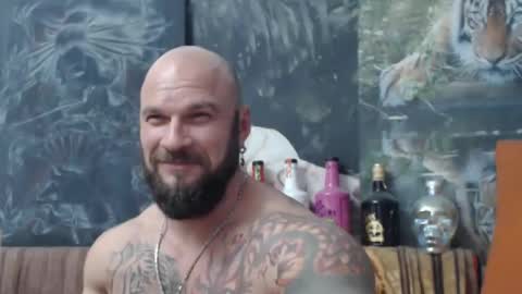 Snapshot of viking_me chatting on 10/26/25, 07:31 viking online show from 10/26/25, 07:31