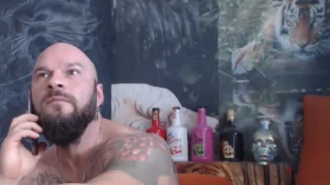 Snapshot of viking_me chatting on 10/28/25, 11:14 viking online show from 10/28/25, 11:14