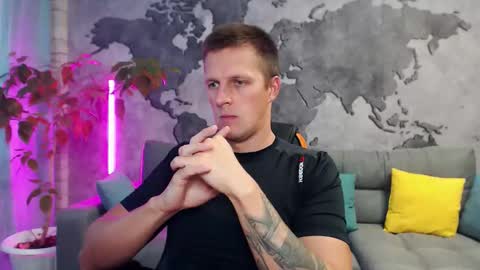 vikingchrisss online show from 10/18/25, 10:27