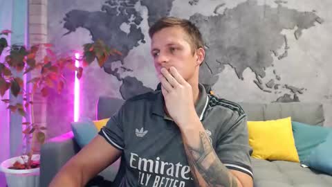 vikingchrisss online show from 10/28/25, 10:08