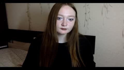 vikippink online show from 10/10/25, 11:09