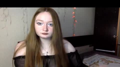 vikippink online show from 11/11/25, 12:05