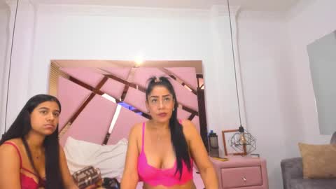 Snapshot of vikitomson chatting on 02/03/25, 05:14 vikiTomson online show from 02/03/25, 05:14