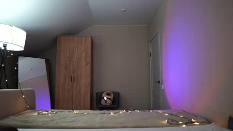 VIKKI online show from 01/11/26, 12:10