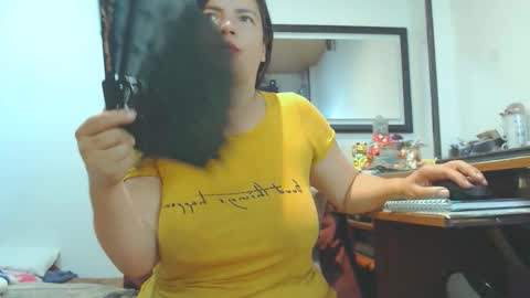 Snapshot of vikktoriaaa chatting on 09/18/25, 05:20 VIKKKTORIAAA online show from 09/18/25, 05:20