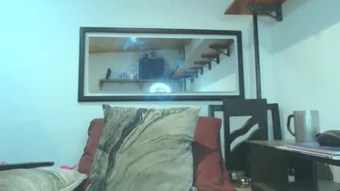 Snapshot of vikktoriaaa chatting on 10/16/25, 05:41 VIKKKTORIAAA online show from 10/16/25, 05:41