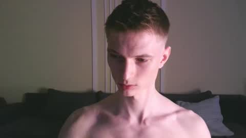 Max online show from 10/01/25, 06:36