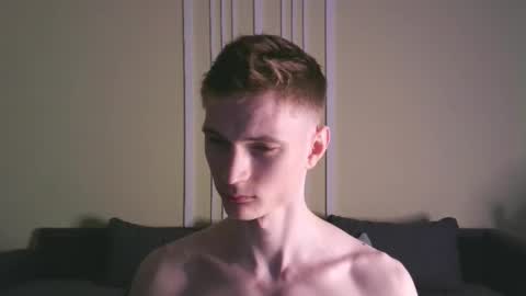 Max online show from 10/05/25, 05:55