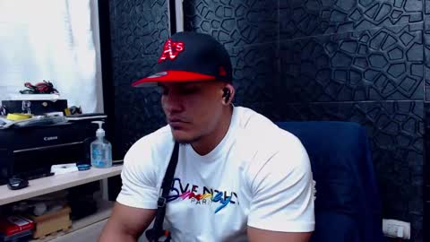 Viktor Herrera online show from 02/09/25, 01:55