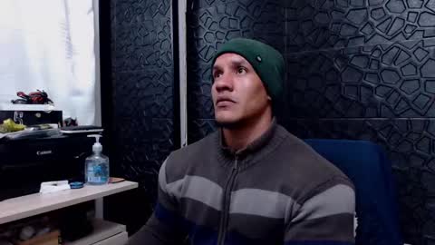 Viktor Herrera online show from 02/12/25, 12:16