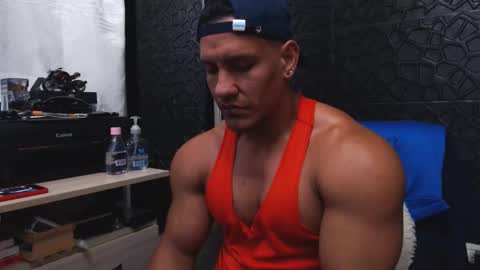 Viktor Herrera online show from 09/15/25, 10:59