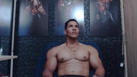 Viktor Herrera online show from 03/27/26, 03:01