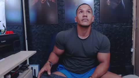 Viktor Herrera online show from 07/20/26, 06:10