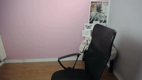 viktoria_lovely online show from 02/11/25, 12:48