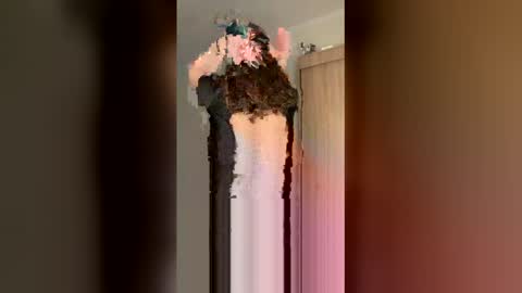 Snapshot of viktoriya_kreyzi chatting on 02/04/26, 04:35 viktoriya_kreyzi online show from 02/04/26, 04:35