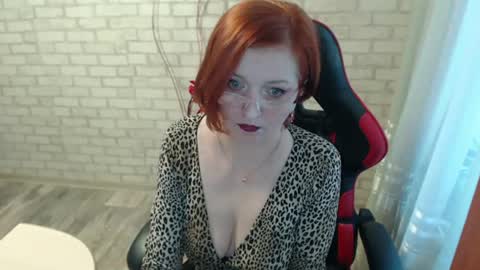 Snapshot of vikualex69 chatting on 06/15/26, 06:26 vikualex69 online show from 06/15/26, 06:26