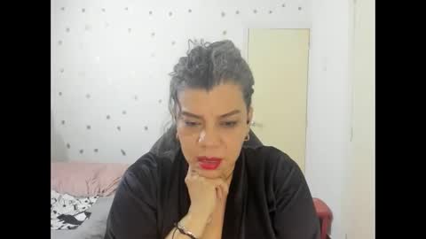 Snapshot of vikyadams chatting on 04/26/26, 08:45 VIKY ADAMS online show from 04/26/26, 08:45