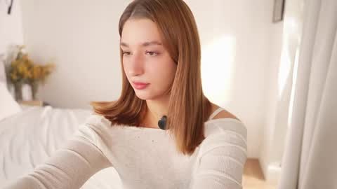 Snapshot of villanelle_l chatting on 05/14/26, 10:11 Lana online show from 05/14/26, 10:11